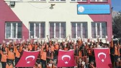 Kahramanmaraş'ta öğrencilerden güvenlik güçlerine mektup