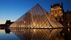 En çok ziyaret edilen müze yine Louvre oldu