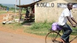 Obama'dan Kenya'daki babasının köyüne ziyaret
