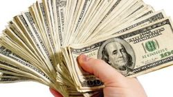 Dolar 3,06'yı aştı