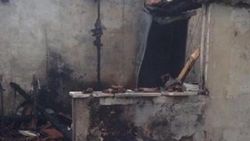 Avşa Adası'nda bir restorana yıldırım düştü