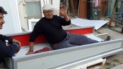 Tacizden tutuklanan yaşlı adam intihar etti