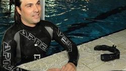 Sertan Aydın su altında tek nefesle 79 metre yürüdü