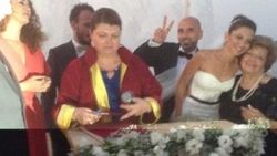 Gripin'in solisti Birol Namoğlu evlendi