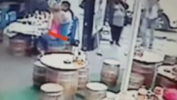Şişli'de çanta hırsızı polisten kaçamadı