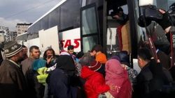 Hatay'a sığınan Türkmenler Kilis’e sevk ediliyor