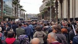 HDP'ye yapılan operasyon İzmir'de protesto edildi