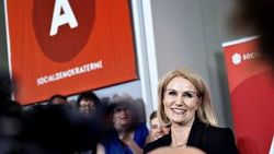 Danimarka Başbakanı Schmidt istifa etti
