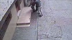 Zeytinburnu’ndaki silahlı saldırı kameralara yansıdı