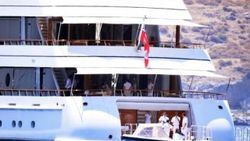 İsveçli milyarder ve kraliyet ailesi Bodrum'da