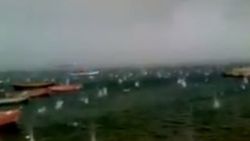 Eskihisar'a yumurta büyüklüğünde dolu yağdı