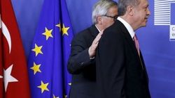 Juncker'den vize serbestisi açıklaması