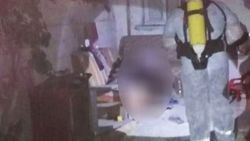 Çürüyen cenazeyi itfaiye ekipleri zorlukla çıkardı