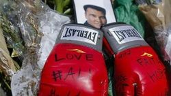 Muhammed Ali son yolculuğuna uğurlanıyor