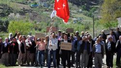 Mersin'de bekar erkeklerden evde kaldık eylemi