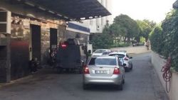 Kadıköy'deki AVM'de bomba paniği
