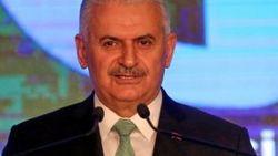 Başbakan Yıldırım İngiltere'deki Türklerle buluştu