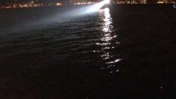 Beykoz'da bir minibüs denize uçtu