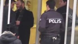 Kadıköy'de 'pis kokulu zarf' alarmı