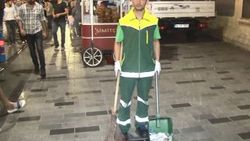 İçinde bin 700 dolar olan cüzdanı polise götürdü