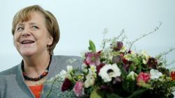 Der Spiegel: Merkel Çıplak