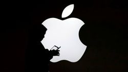 FBI’dan iPhone’u şifreleyen Apple çalışanlarına tepki