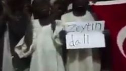 Afrikalı çocuklardan Türk askerlerine dua