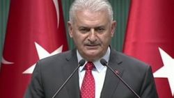 Başbakan Yıldırım Beştepe'de gençlere seslendi
