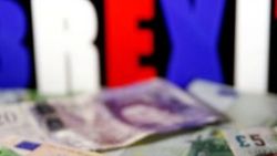 Brexit İngiltere’de her haneye yılda 345 dolara mal olacak
