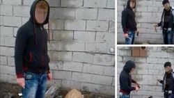 Yavru köpeğin kulaklarını kesip bir de poz verdiler