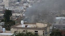 Suudi Arabistan Yemen'i yeniden bombaladı