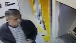 ATM'lere düzenek kuran bir kişi yakalandı