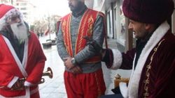 Bolu'da Noel Baba’ya Kelime-i Şehadet getirttiler
