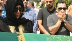 Nazlı Hamarat'ın eşi Emir Şaşmaz son yolculuğuna uğurlandı