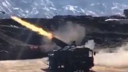T-122 Çok Namlulu Roketatar Silah Sistemi kamerada
