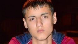 Sevdiği kızın evini bastı, babası tüfekle vurdu