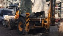 Sur'da iş makinesine molotof kokteyli ile saldırı
