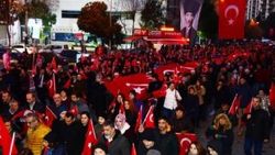 Teröre karşı Beylikdüzü'nde sessiz yürüyüş