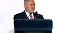 Binali Yıldırım Singapur'da