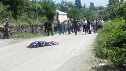 Adana'da cinnet: 2 kardeşini ve eşlerini öldürdü