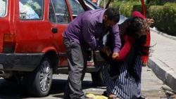 Antalya'da bir kadın yol ortasında kocasından dayak yedi