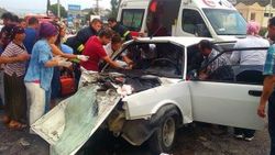 Muğla'da otomobil TIR'la çarpıştı: 1 ölü