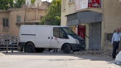Silvan'da PKK'lılar 1 polis memurunu kolundan yaraladı