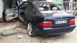 Nişanlısının yanında infaz edildi