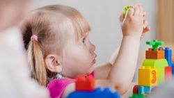 Çocuklar 2 yaşından önce dijital ekrandan uzak tutulmalı