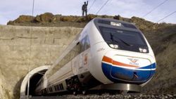 İstanbul-Ankara hızlı tren hattı 5 yılda tamamlanacak