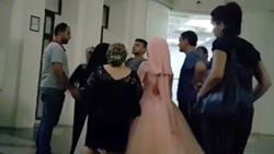 Hapis cezası olan damat kına konvoyunda yakalandı