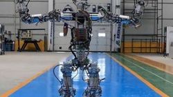 Robot 'Akıncı-4' görücüye çıktı