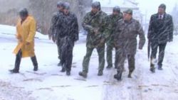 Düşen askeri uçak için kaza kırım ekibi bölgede
