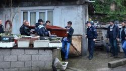 Zonguldak'ta bir evden 3 ceset çıktı